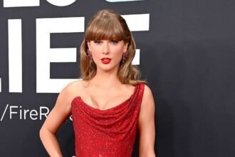 Taylor Swift’s Company Buys K Friendship Bracelet From Eras Tour