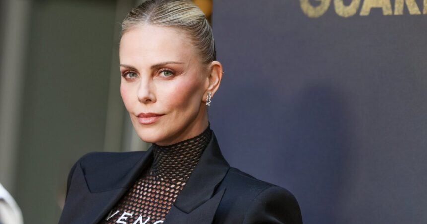 This  Bag Looks Like Charlize Theron’s Bottega Tote
