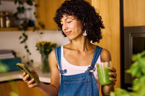 This Detoxifying Greens Powder Provides a Daily Reset Naturally