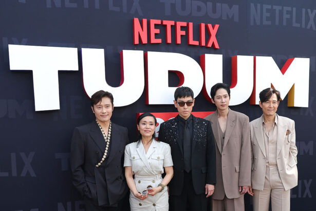 Thousands of Netflix fans gather for Tudum