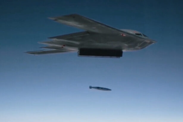 (VIDEO) B-2 Bomber Pilots Return to Whiteman Air Force Base in Missouri After Iran Nuclear Facility Strikes – President Trump: “Damage to the Nuclear Sites in Iran is Said to be ‘Monumental’” |