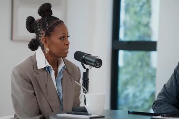 WOW! Michelle Takes Another Public Swipe at Barack, Says She’s Glad She Doesn’t Have a Son: ‘He Would’ve Been a Barack Obama’ |