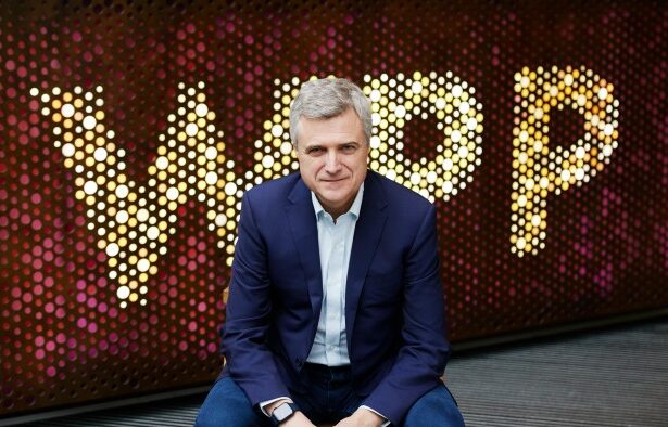WPP chief steps down as advertising group struggles with rise of AI