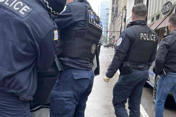 Warning issued after robbery crew strikes twice overnight in River North