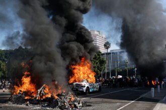 Waymo limits service ahead of today’s ‘No Kings’ protests