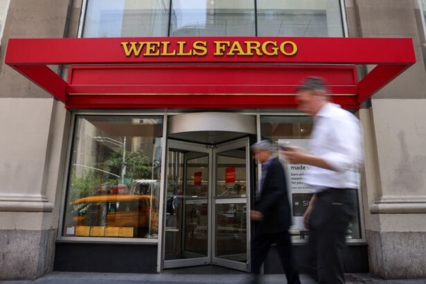 Wells Fargo says consumer loan growth to stay muted or drop this year