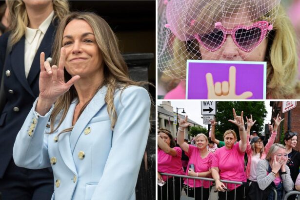 What’s that hand signal Karen Read supporters kept flashing at court?