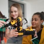 11+ Strong Class Projects for Middle School Engineering Classes