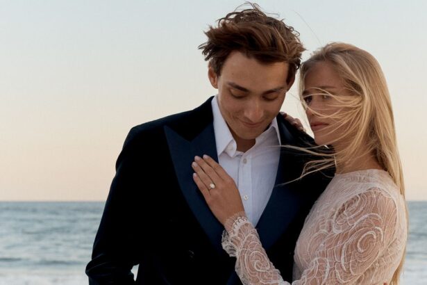 Beach Proposal Advice for the Perfect Coastal Engagement