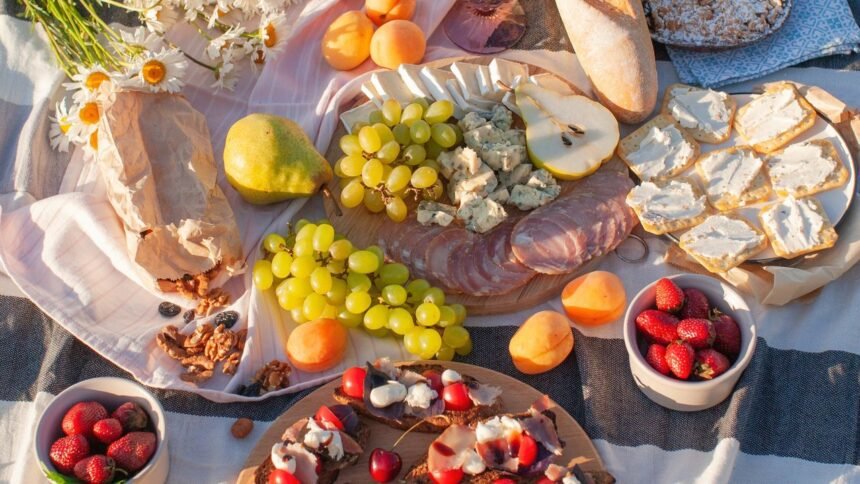 16 Of The Best Foods For Gut Health, According To Dieticians, Nutritionists & Doctors