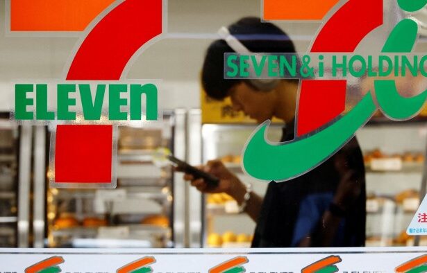 Alimentation Couche-Tard drops its bn pursuit of 7-Eleven owner