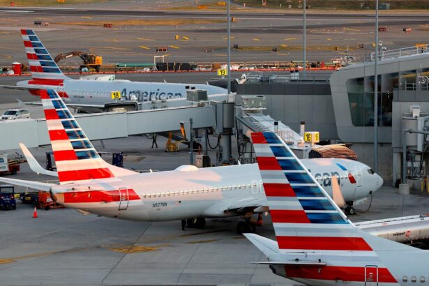 American Airlines restores forecast, Tesla stock falls in wake of earnings miss