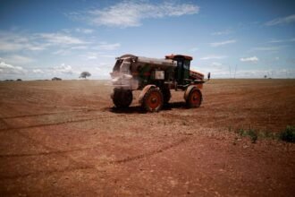 Analysis-US sanctions could cause chaos on Latam farms run on Russian fertilizers