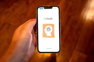 Anthropic tightens usage limits for Claude Code – without telling users