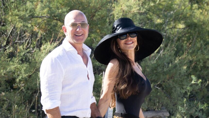 From Ibiza-Core to Beach Goth, Lauren Sànchez Bezos Takes Two Opposing Looks to Saint-Tropez