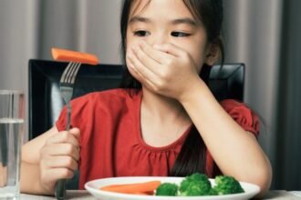 Brain Variations Identified in Children With Restrictive Eating Disorders : ScienceAlert