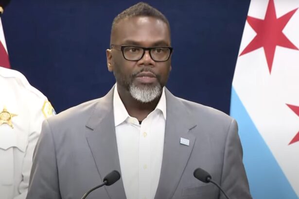 Chicago Public Schools Going Broke – Facing 4 Million Budget Deficit and Laying Off Almost 1,500 Teachers and Staff |