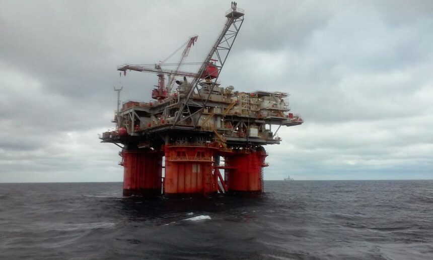 Crude Oil Price Pressured by Global Oversupply Concerns