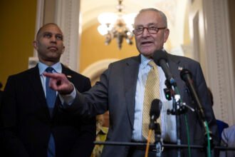 Democrats tumble in new poll