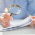 Discrepancy Does Not Imply Discrimination
