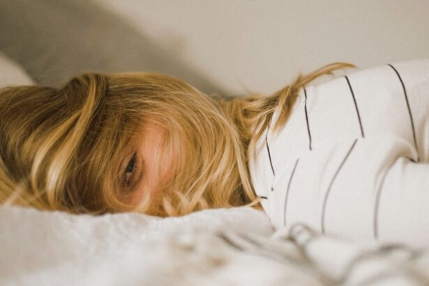 Do Women Need More Sleep Than Men? Here’s The Science. : ScienceAlert