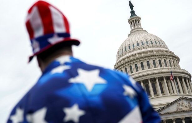Donald Trump presses Republican House dissidents to pass US tax bill