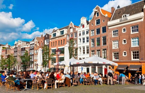 Dutch pension funds set to sell €125bn of government bonds