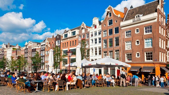 Dutch pension funds set to sell €125bn of government bonds