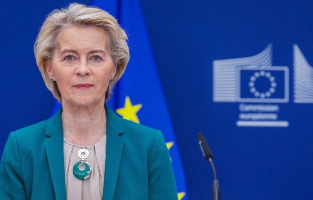 EU pauses trade retaliation against US after Trump’s 30% tariff threat