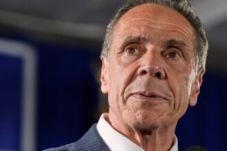 Ex-Aide’s Lawsuit Accusing Cuomo Of Groping Her Ends With 0,000 Settlement