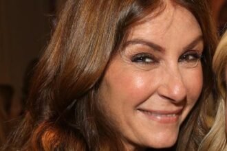 ‘Extra’ Exec Producer Theresa Coffino Set to Leave After 26 Years