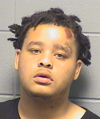 Family tracked down and beat man who robbed 14-year-old boy: prosecutors