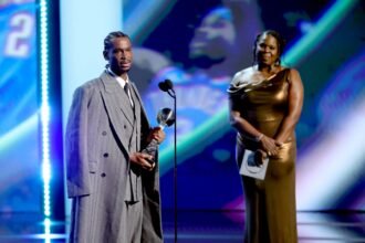 Fans amped for Shai Gilgeous-Alexander after capping off historic season with ESPYs Male Athlete of the Year
