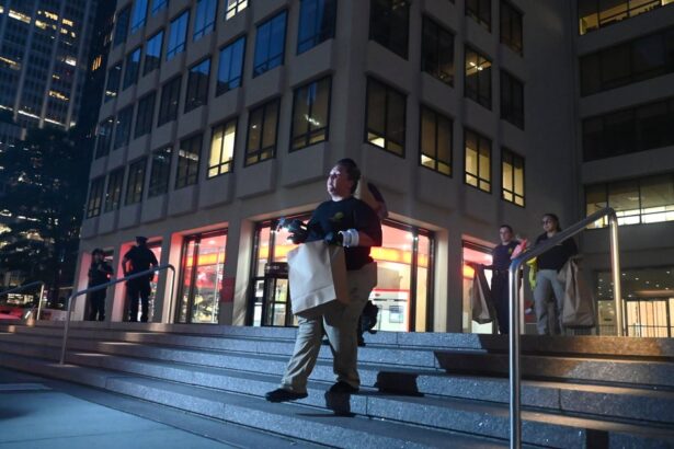 Gunman Who Killed 4 At Manhattan Office Building Was Targeting NFL Headquarters, Mayor Says