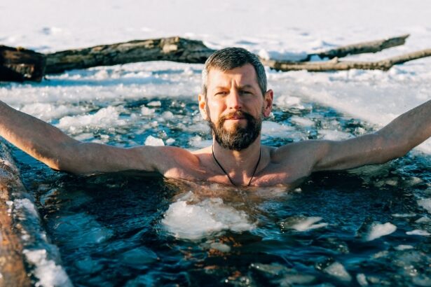 Ice Bath Trend Raises Health Concerns. Here Are 6 Tips For Staying Safe. : ScienceAlert