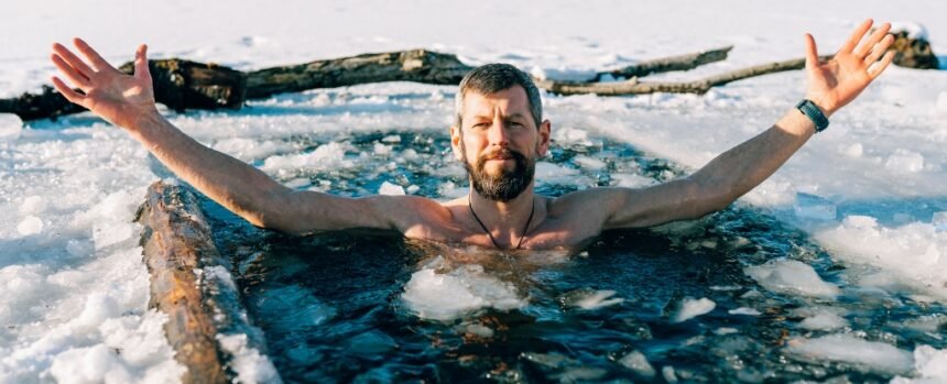 Ice Bath Trend Raises Health Concerns. Here Are 6 Tips For Staying Safe. : ScienceAlert