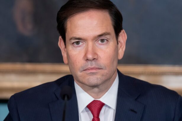 Impostor uses AI to impersonate Rubio and contact foreign and U.S. officials : NPR