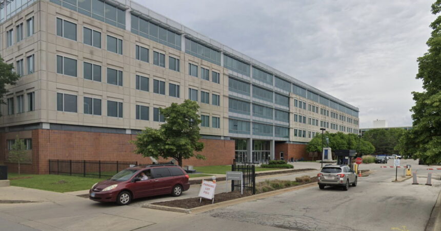 Jeep, gun stolen from Chicago Police Department headquarters parking lot