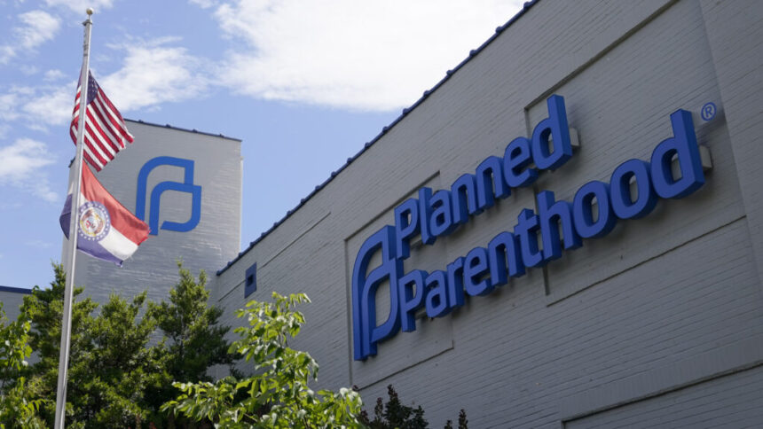 Judge blocks Trump effort to defund Planned Parenthood