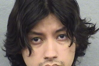 Man used teen app to lure underage girls across Chicagoland: prosecutors