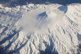 Melting Glaciers Could Reawaken Hundreds of Earth’s Volcanoes : ScienceAlert