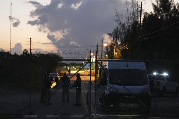 Most growth in ICE detention population immigrants with no criminal convictions : NPR