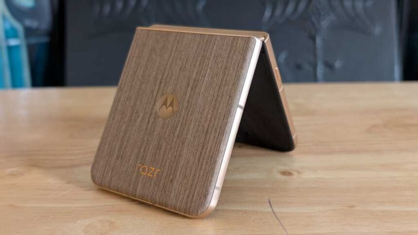 Motorola Might Launch a Razr x Swarovski Flip Phone Soon