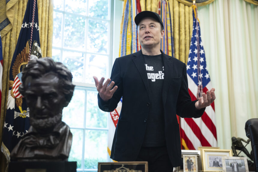 Musk and Yang have connected on the billionaire’s third party threat