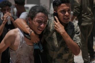 Nearly 100 people killed seeking aid in Gaza on Sunday, Palestinian officials say : NPR