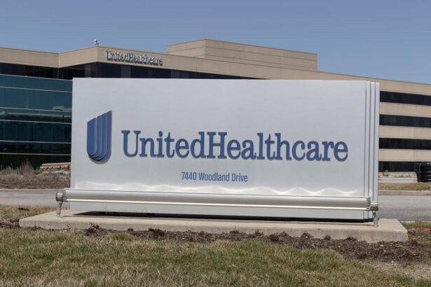 New Reports Call UnitedHealth’s Earnings Momentum Into Question. How Should You Play UNH Stock Here?