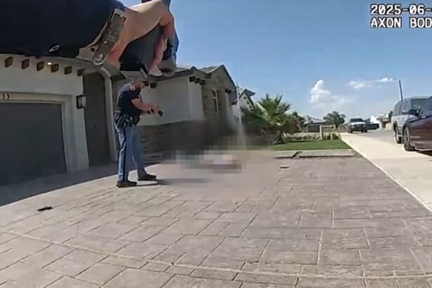 Police in Texas Get Into Deadly Shootout with Gunman on Video