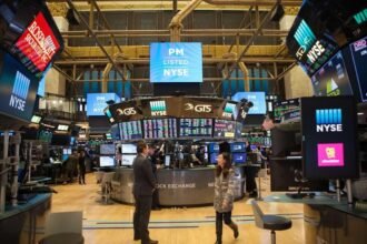 S&P 500 and Nasdaq 100 Jump to Record Highs as Bond Yields Fall