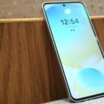 Samsung Galaxy S25 FE Tipped for Flexible OLED Display