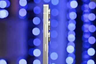 Samsung Galaxy S26 Ultra Could Go in Opposite Direction to Pixel 10